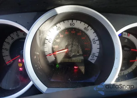 2014 Toyota Tacoma Base V6 z USA, uszkodzony, nr VIN 5TFLU4EN3EX093091